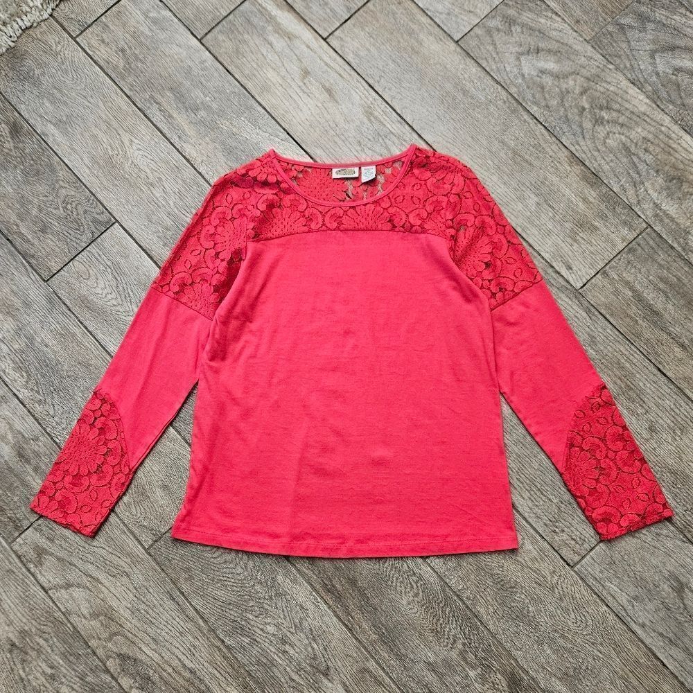 NWOT Collections Etc. Coral Lace Detail Long Sleeve Crew Neck Top Size M